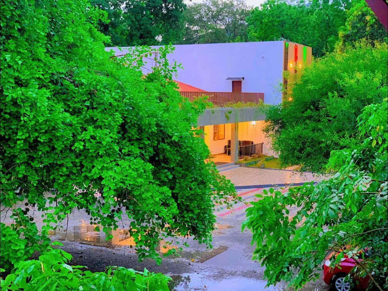 Ud Garden Hotel Kataragama Exterior photo