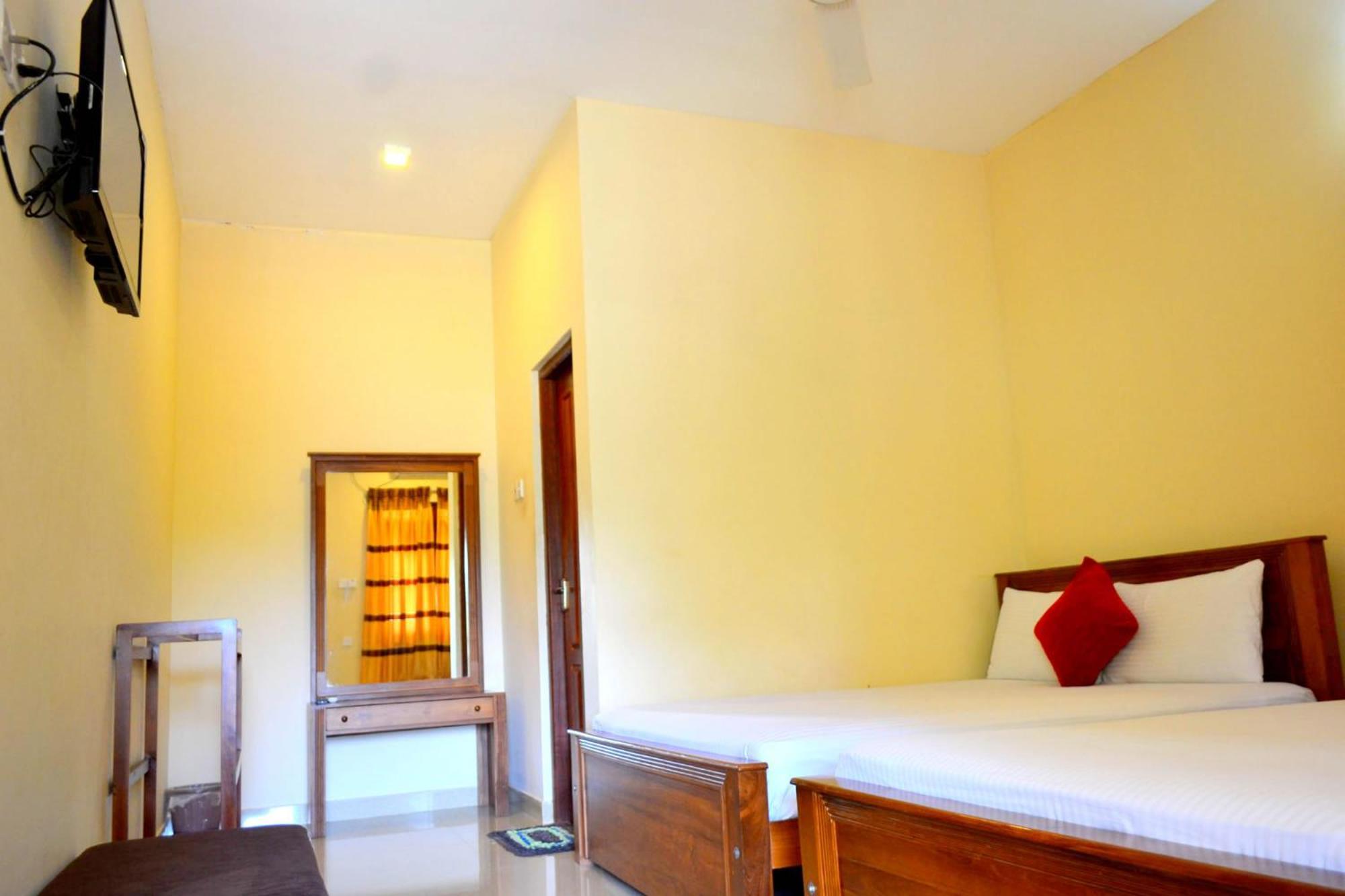 Ud Garden Hotel Kataragama Exterior photo